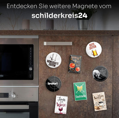 Magnetischer Grillspaß: Dekorative Kühlschrankmagnete von schilderkreis24 mit humorvollen Grillsprüchen und Motiven. Passend für Küchenmaschinen, ein ideales Geschenk für Grillliebhaber und Köche.