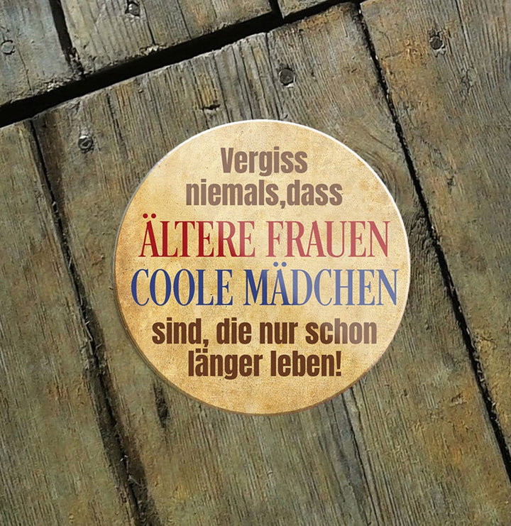 Aeltere_Frauen_coole_maedchen_magnet_holz