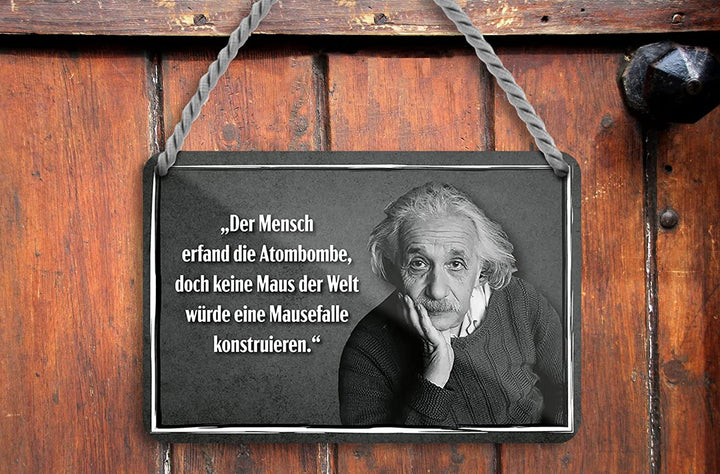 Der_mensch_erfand_die_atombombe_einstein_holz
