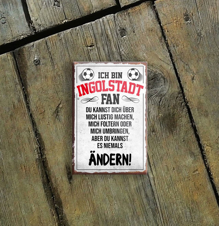 Ingolstadt-Fan-Magnet9x6cm-Fussball-holz