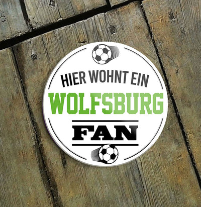 Wolfsburg-Fan-Magnet8x8cm-Fussball-holz