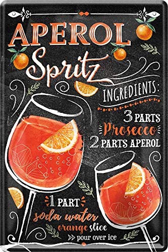 Blechschilder Cocktail Rezept Aperol Spritz 20x30 cm
Beschreibung des Produkts:
Das Blechschild zeigt das Rezept für den beliebten Aperol Spritz-Cocktail. Es enthält eine detaillierte Zutatenliste sowie Illustrationen von Aperol-Flaschen und eines Cocktailglases. Das quadratische Schild hat die Maße 20x30 cm und ist im rustikalen Stil gestaltet.