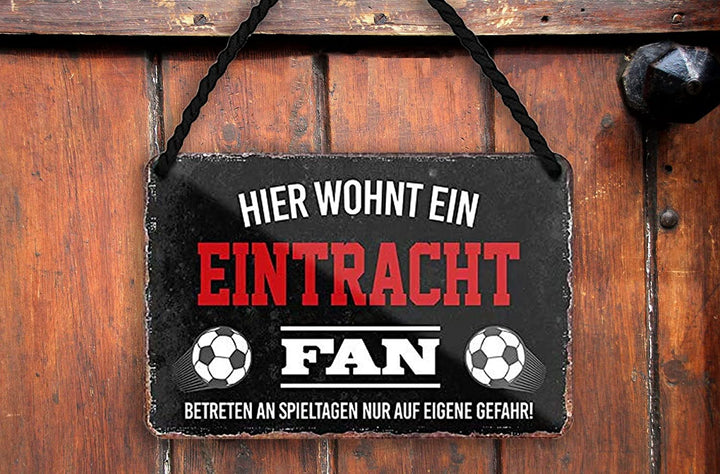 eintracht_blechschild_18x12cm_holz
